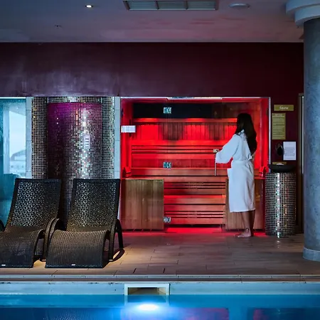 Genting Hotel & Spa At Resorts World Birmingham-2